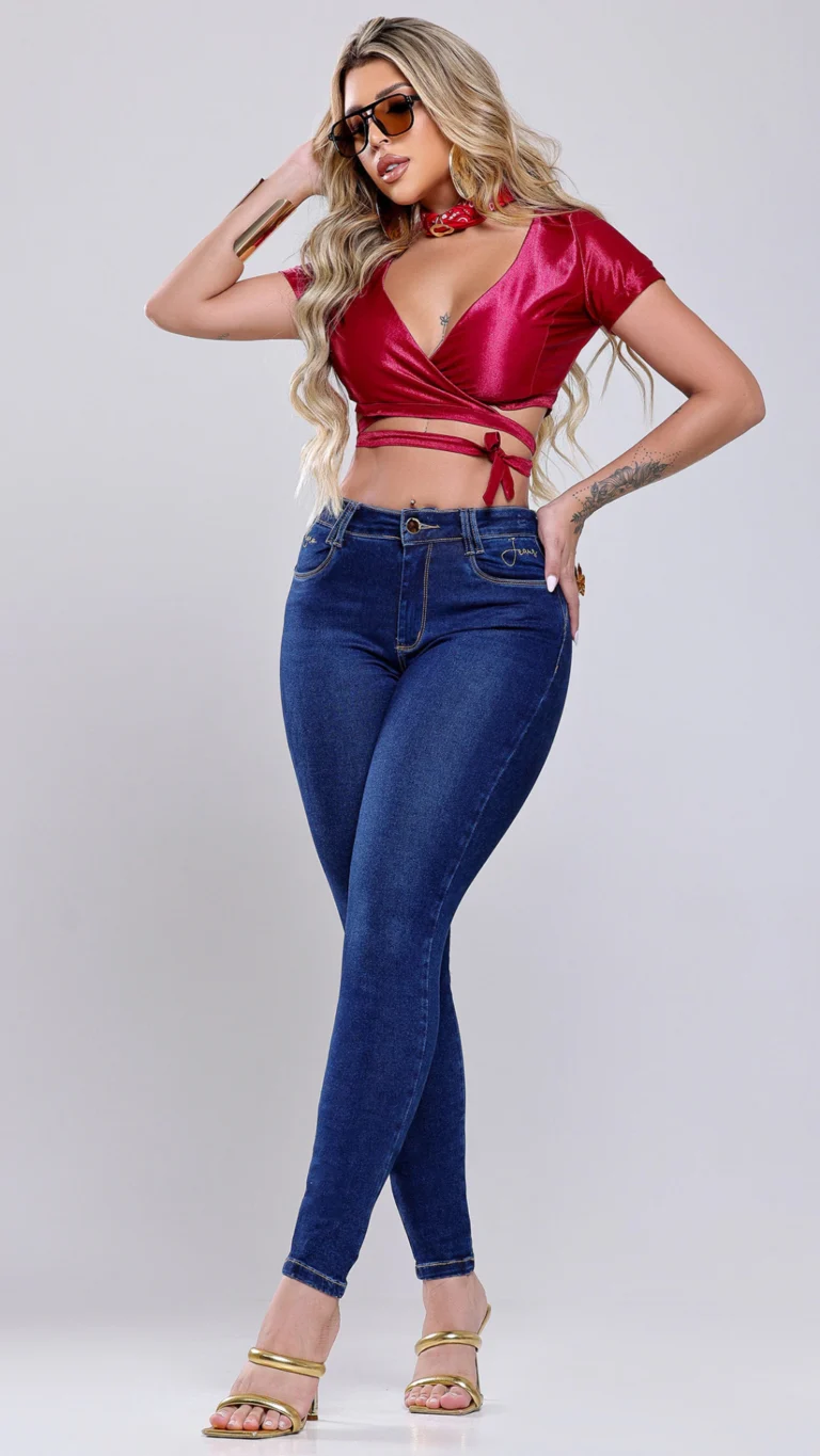 Calça Jeans Cigarrete Belle Bordada