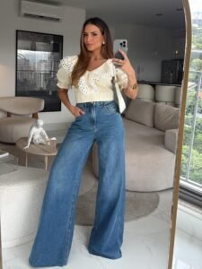 Blusa Cropped Canelada com Renda