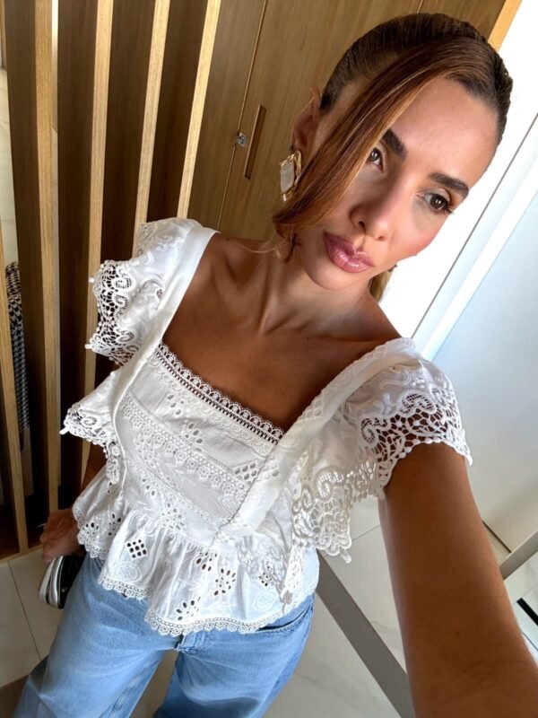 Blusa Peplum Laise Babado Branca