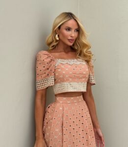 Conjunto Cropped e Saia Laise Rose