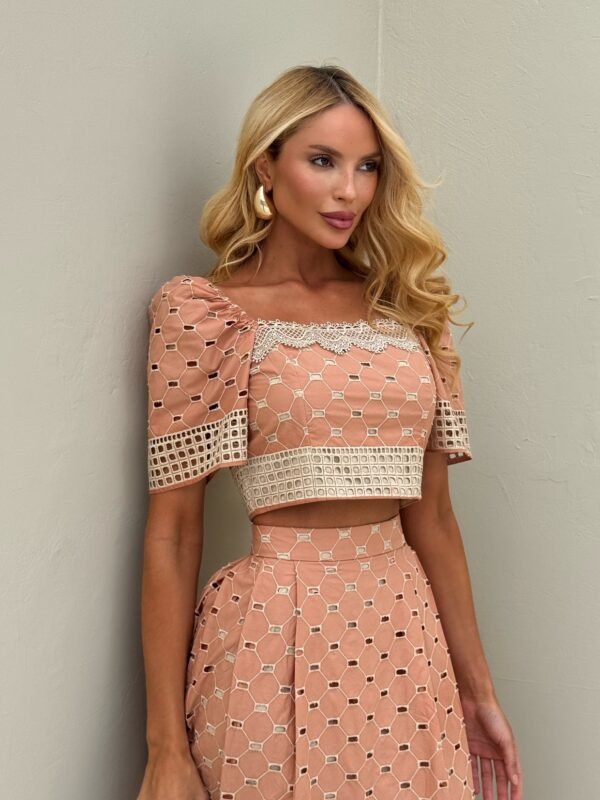 Conjunto Cropped e Saia Laise Rose
