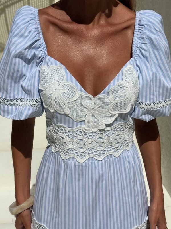 Vestido Midi Listrado Renda Azul