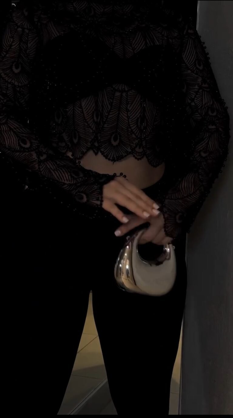 Blusa Pérolas Black