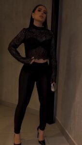 Blusa Pérolas Black
