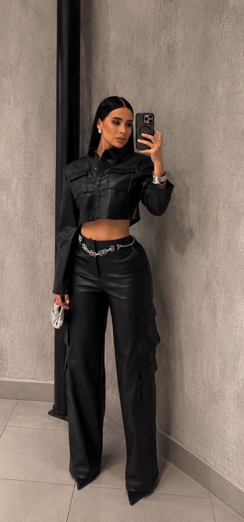 Conjunto Jaquetinha e Calça de Couro