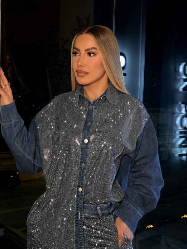 Conjunto Jeans Shine Cristais – Camisa Oversized e Calça Wide Leg
