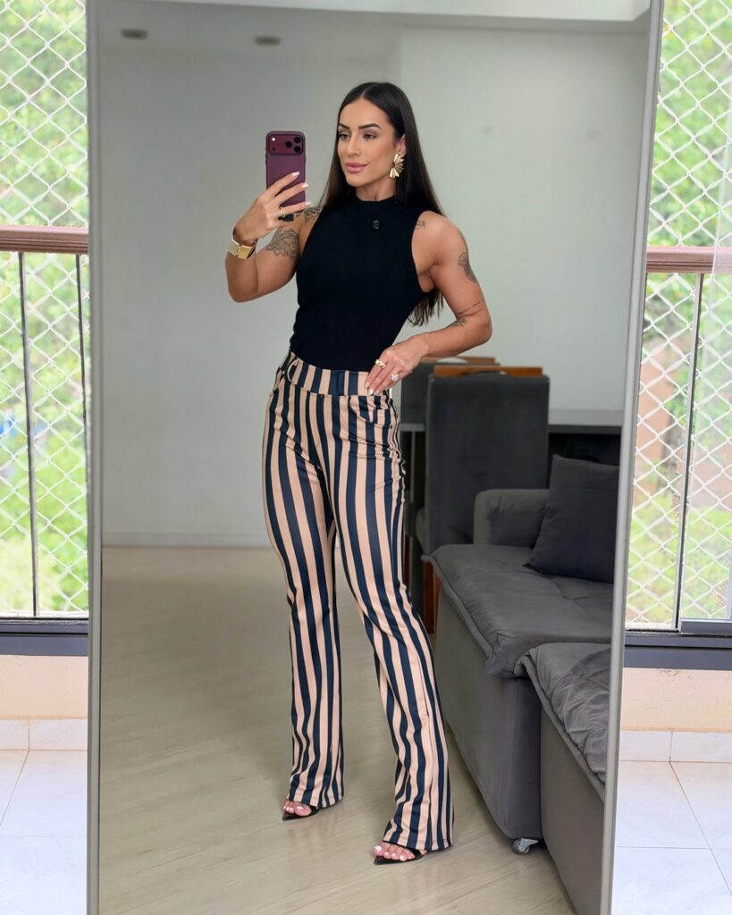 Calça Flare Listrada