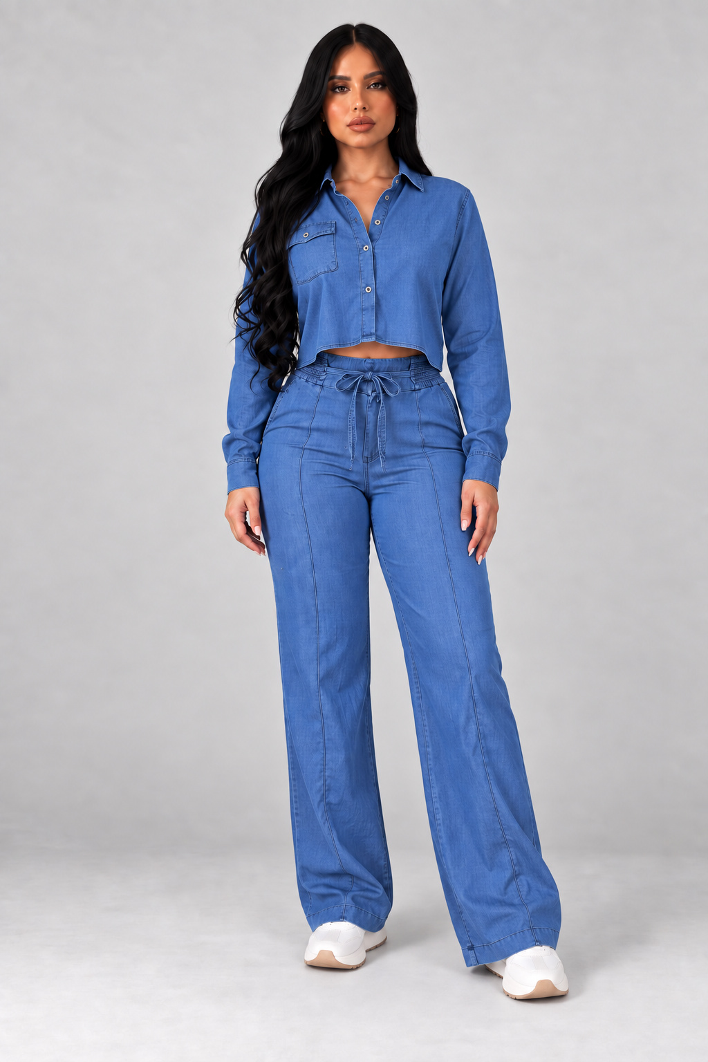 Conjunto Jeans Camisa Cropped e Calça Wide Leg Amarração