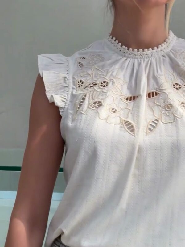 Blusa Laise Branca Manga Curta