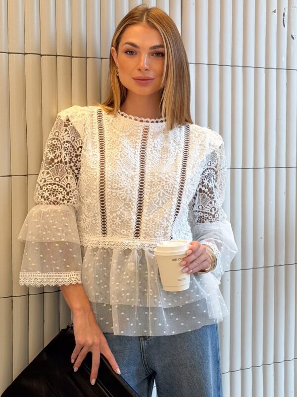 Blusa Guipir e Tule Poá