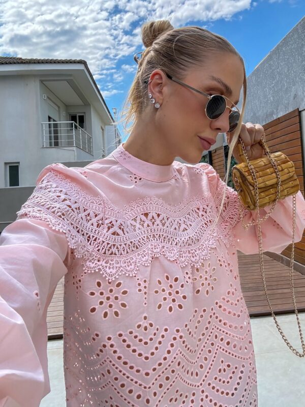 Blusa Laise Rosa Guipir