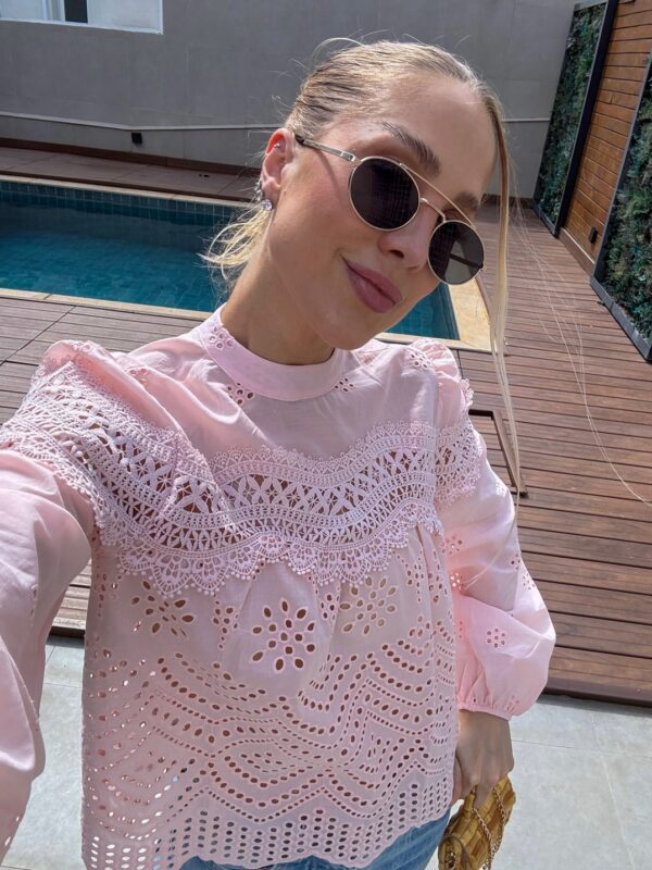 Blusa Laise Rosa Guipir