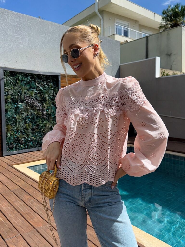 Blusa Laise Rosa Guipir