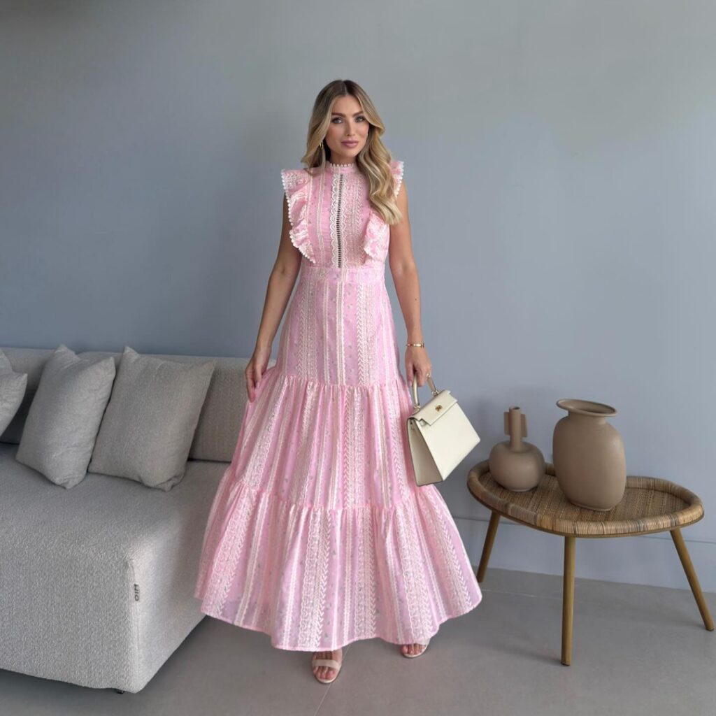 Vestido Longo Rosa Babados