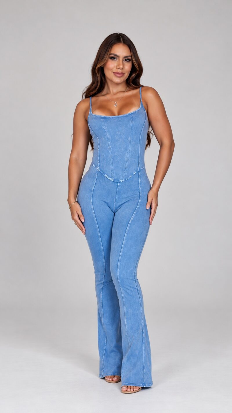 Macacão Jeans Estonado Azul Claro