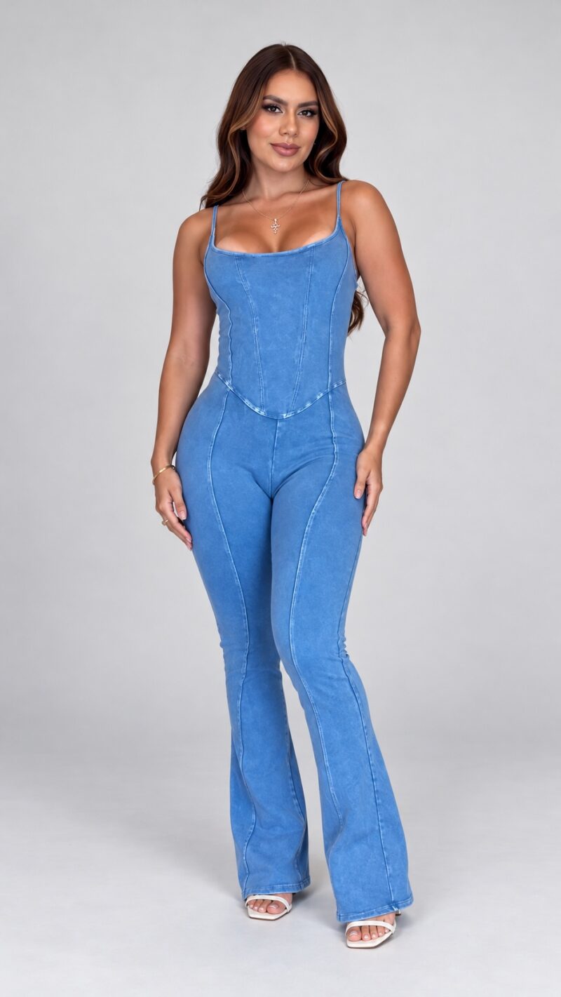 Macacão Jeans Estonado Azul Claro