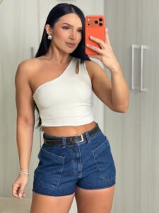 Short Jeans Médio Clássico